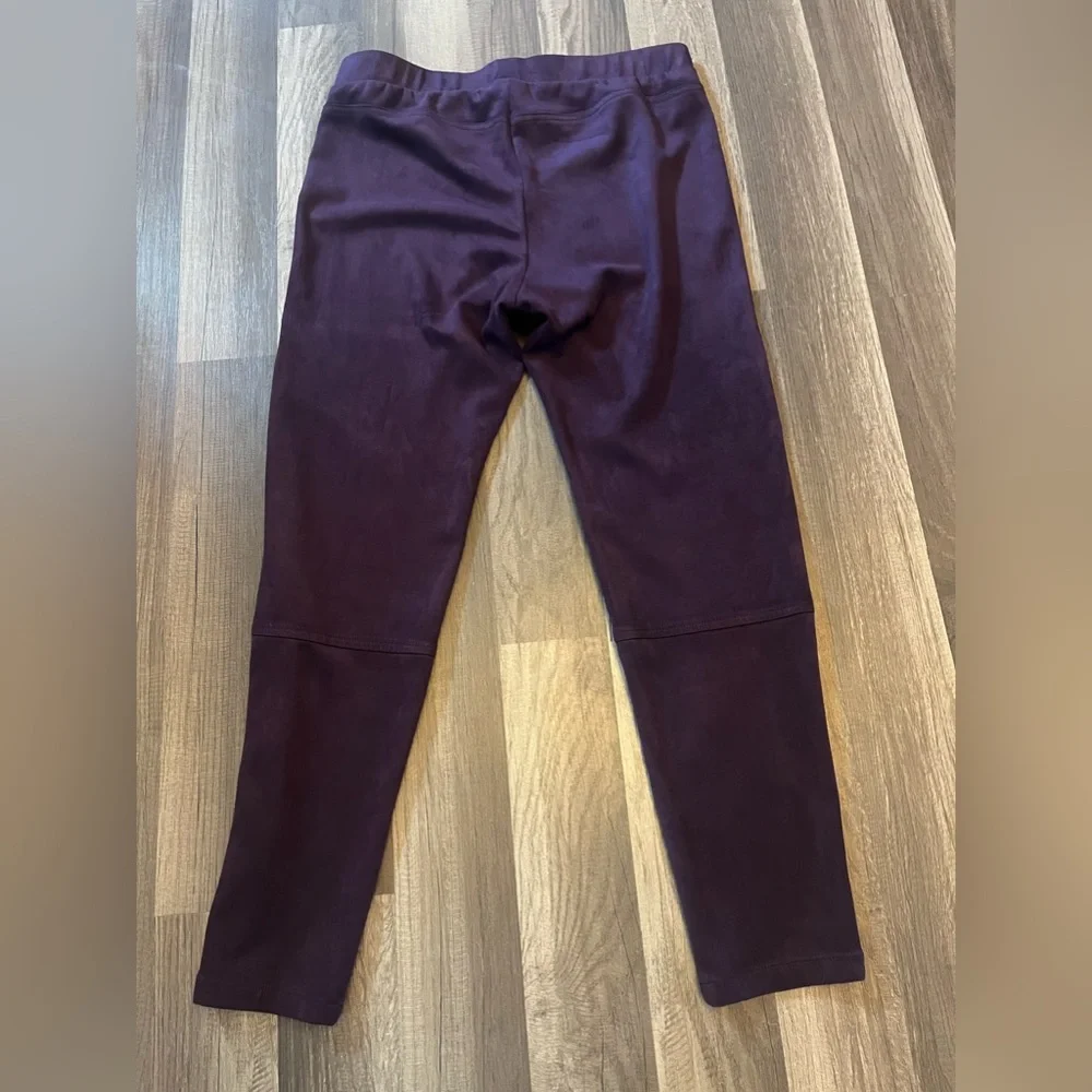 Karen Kane Bracelet Ruffle Sleeve Crossover Top & Faux Suede Moto Pants SZ M/L - Picture 5 of 16